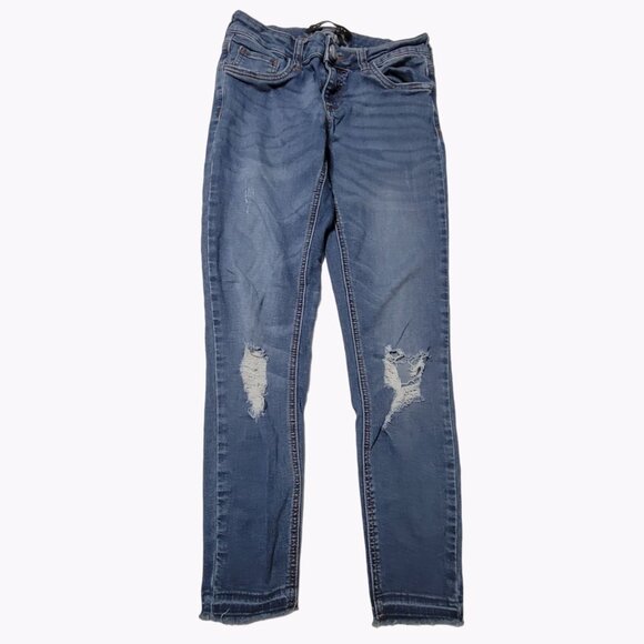 Prosperity Jeans Womens Size 26P Skinny Low Rise Dark Wash Ripped Denim - Picture 2 of 6